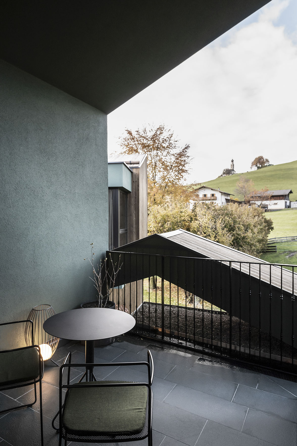 noa* network of architecture creates self-contained green tree suites raised on stilts in South Tyrol