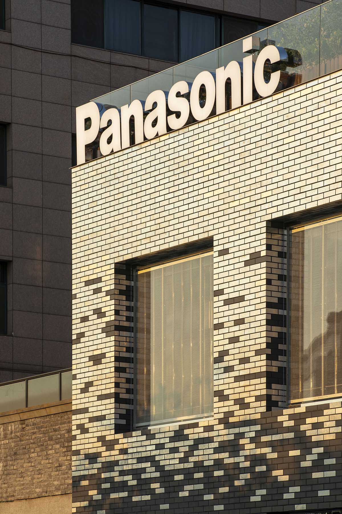 Say Architects designs Panasonic flagship store with hand-plated silver bricks in Hangzhou