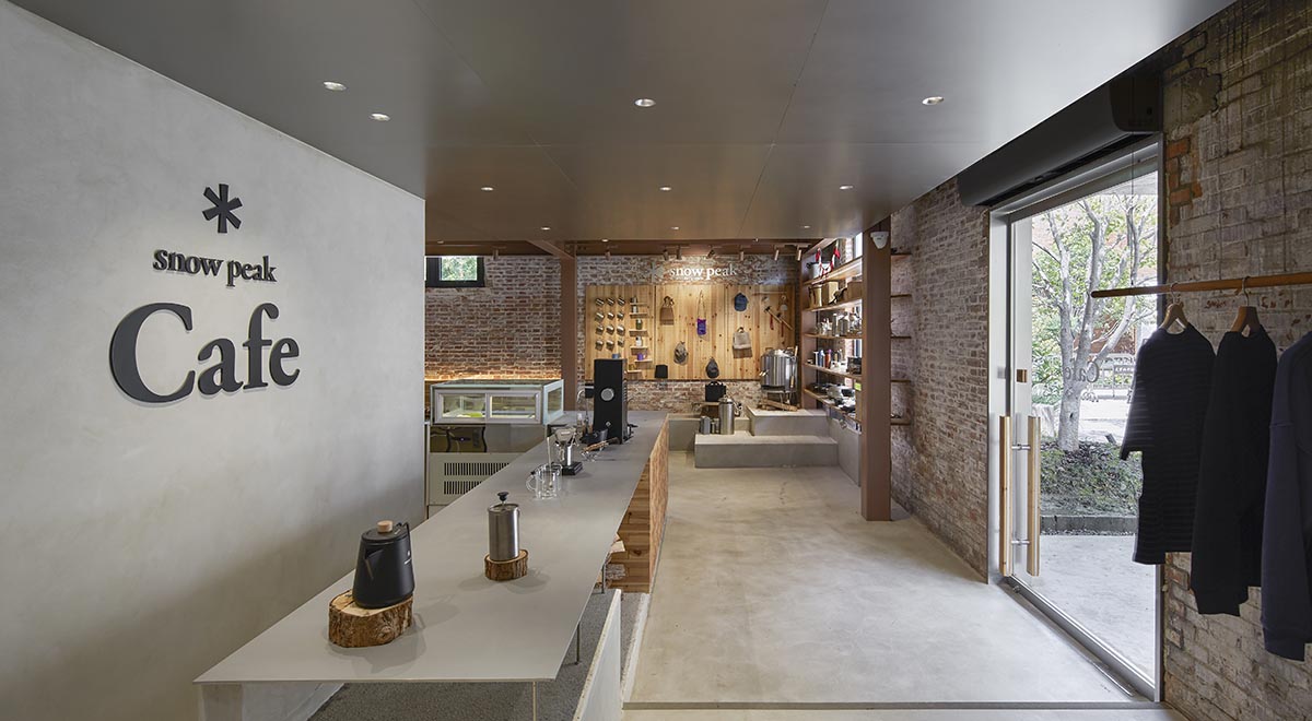 Snow Peak Cafe emerges as a masterful fusion of nature and design in China