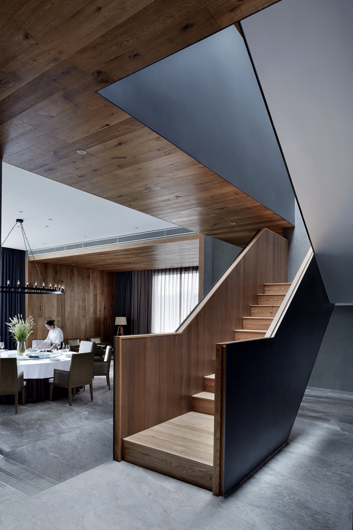 Fenghemuchen designed a club that expresses Beijing dwellers’ desire of a simple and slow lifestyle