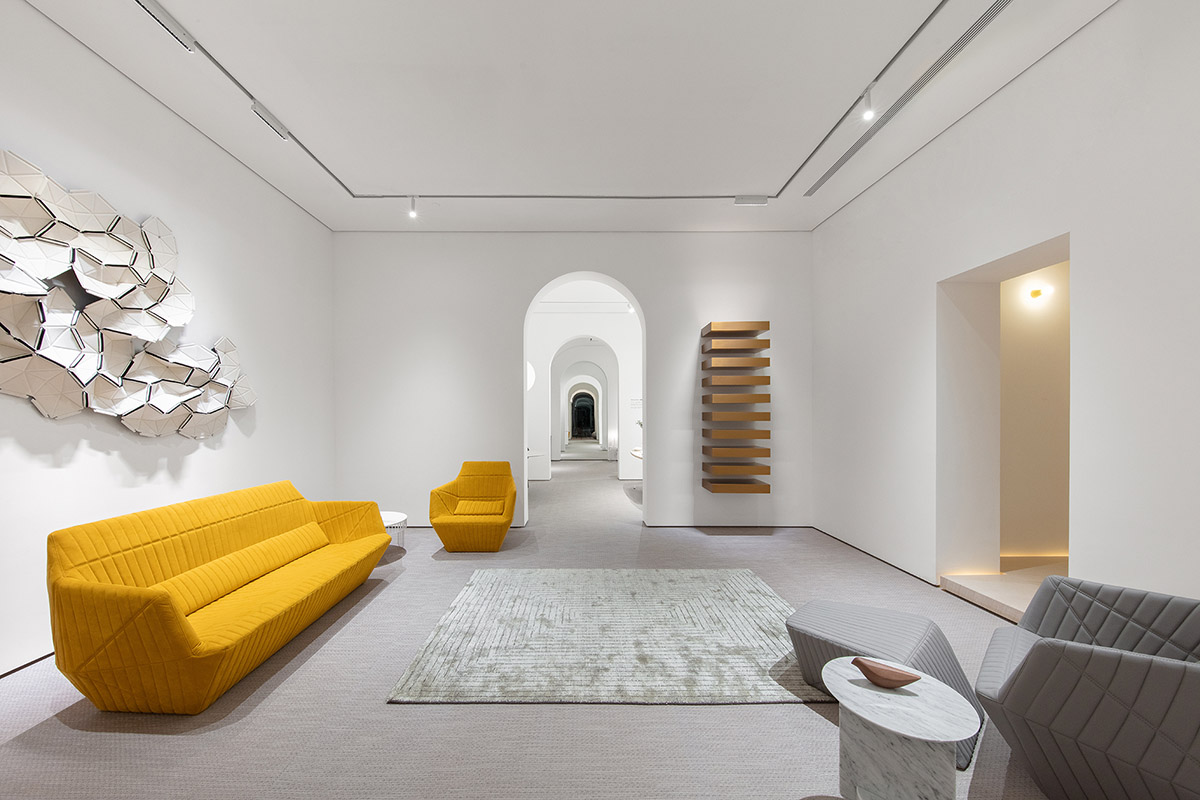 Peng & Partners designs showroom with continuous arches and themed spaces in Guangzhou