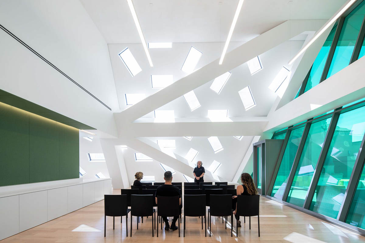 OMA completes Audrey Irmas Pavilion with trapezoidal form that respects its surrounding in California