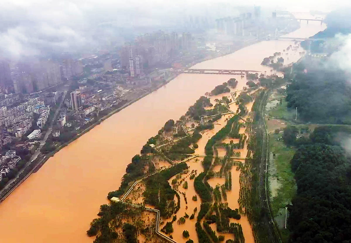 Landscape of the Year 2025 goes to Embracing Flood: Xinjiang River Ecological Corridor by Turenscape 