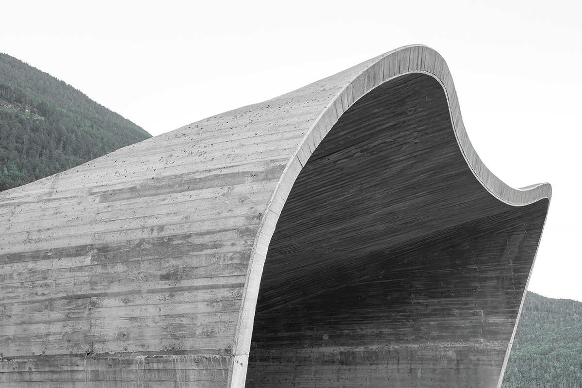 MoDusArchitects adds sculptural entry portals to the Bressanone-Varna Ring Road in Italy