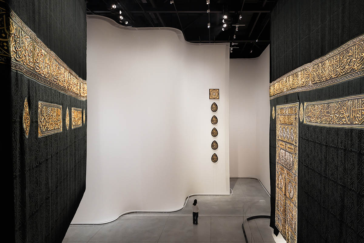 OMA creates scenography with monumental archetypal elements for the Islamic Arts Biennale