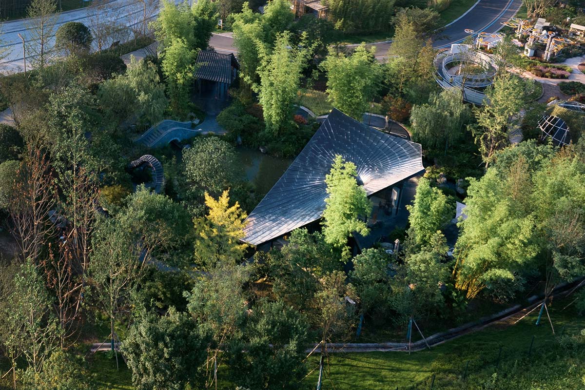 Archermit imagines an exhibition building as a huge bamboo tree at the center