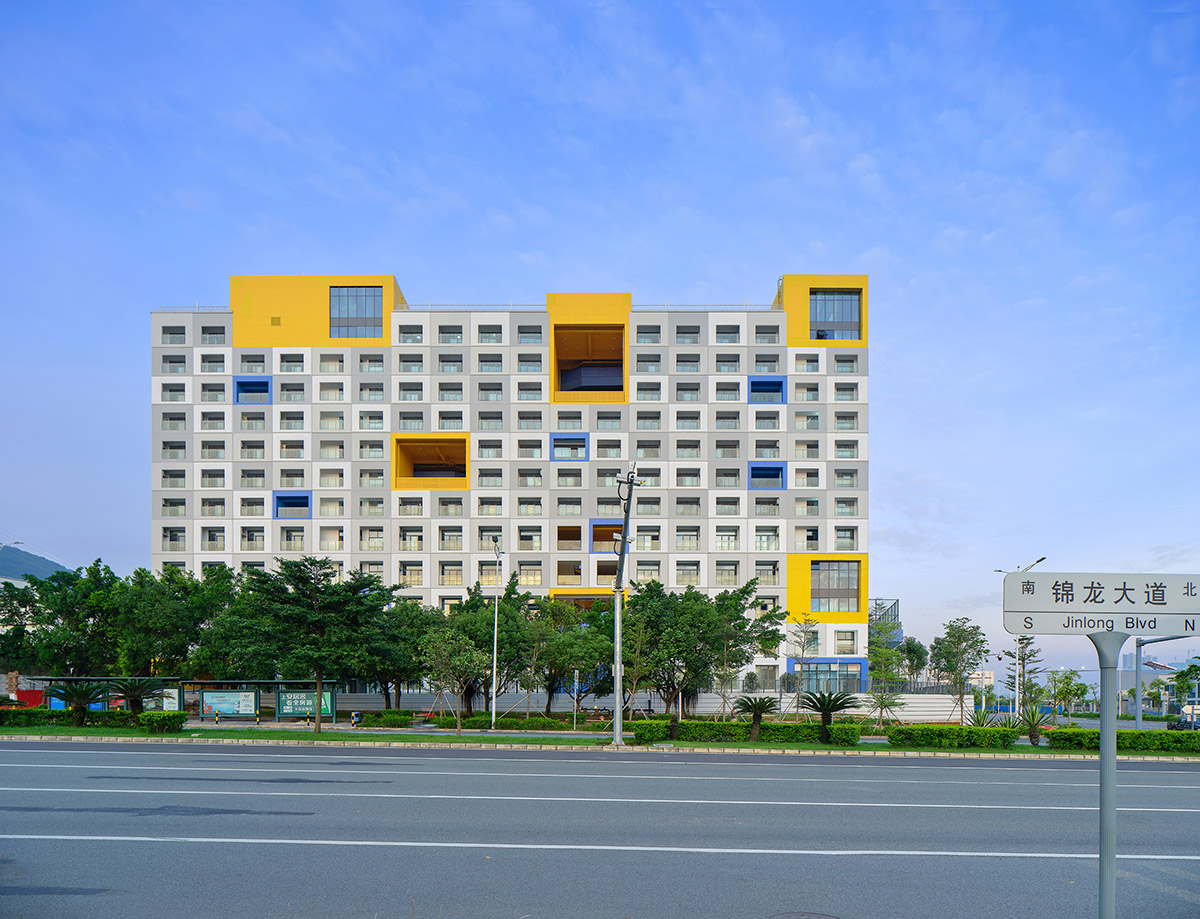 Crossboundaries completes colourful Jinlong prefab school in Shenzhen