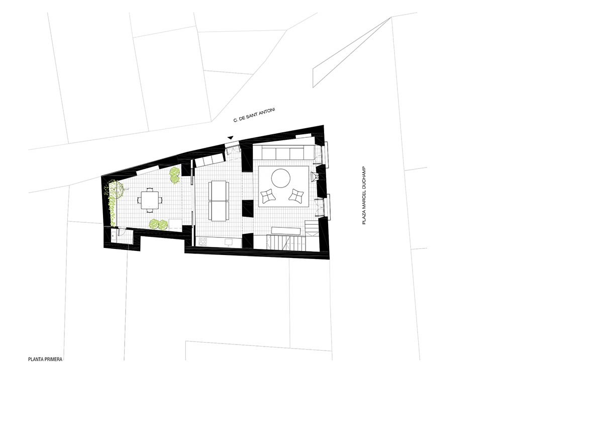 Bea Portabella and Jordi Pagès reimagine residence with a soft fusion of materials in Cadaqués