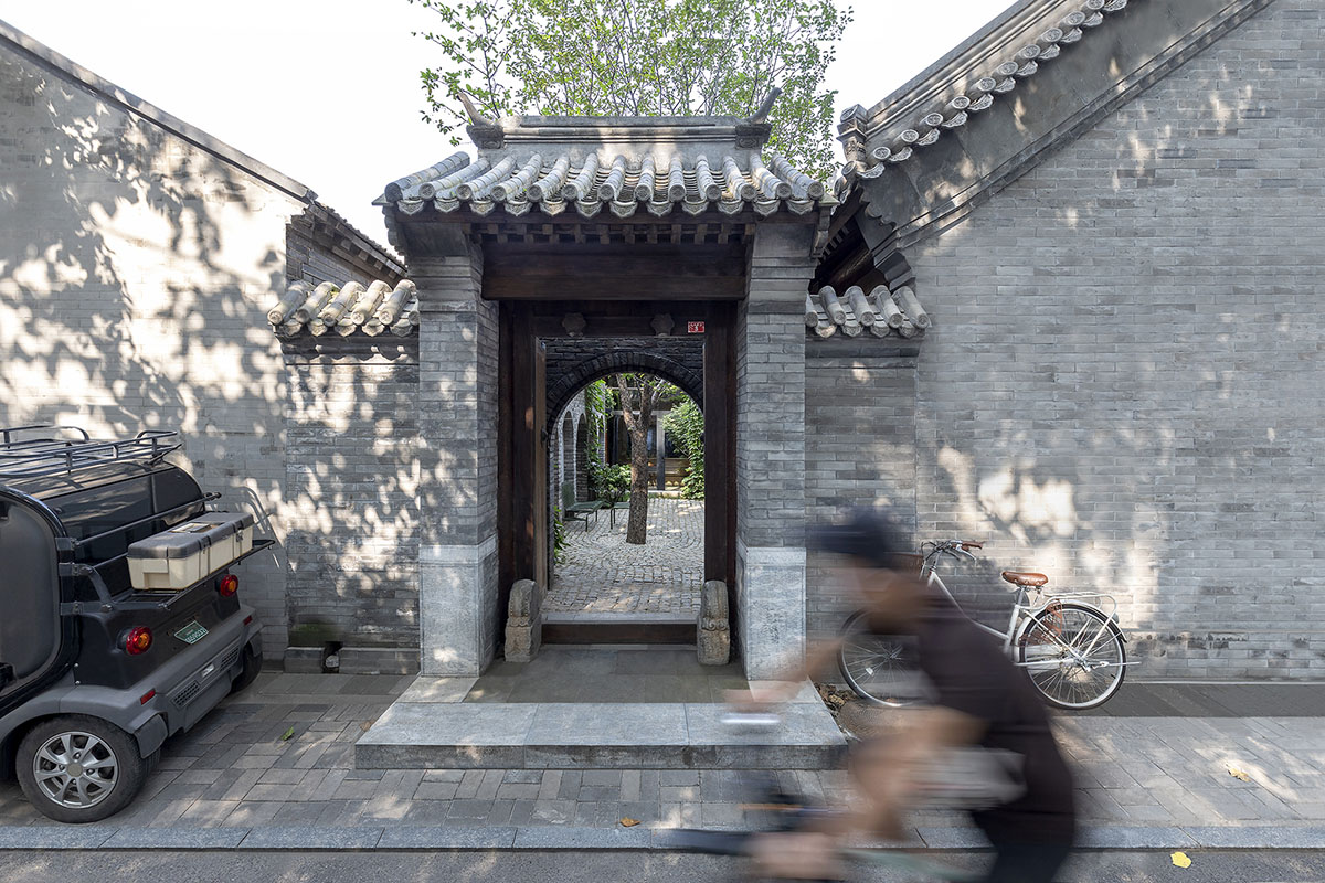 Days in YARD Studio renovates Beijing's old Hutong houses with new courtyard arrangement