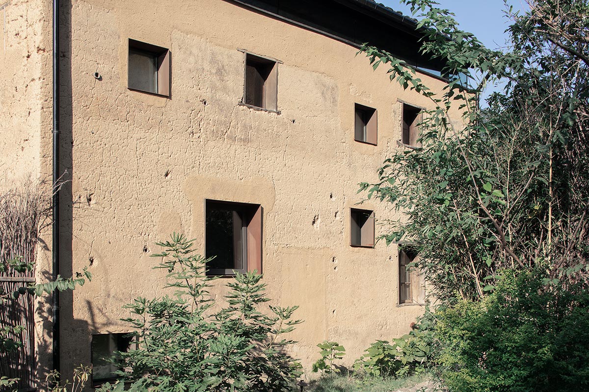 MDO converts existing village houses into a boutique hotel inspired by traditional lantern culture 