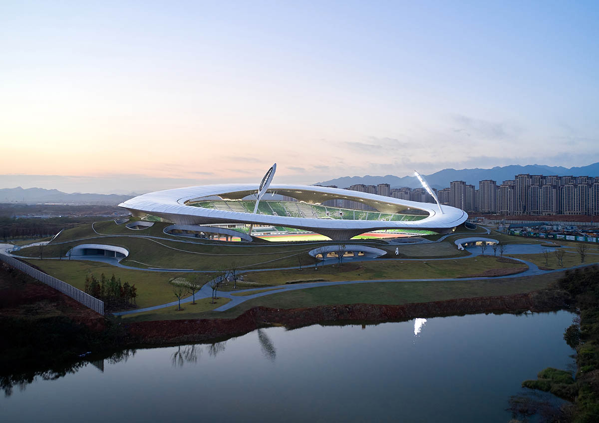 MAD completes the first signature stadium at Quzhou Sports Park crowned by undulating halo-like roof 