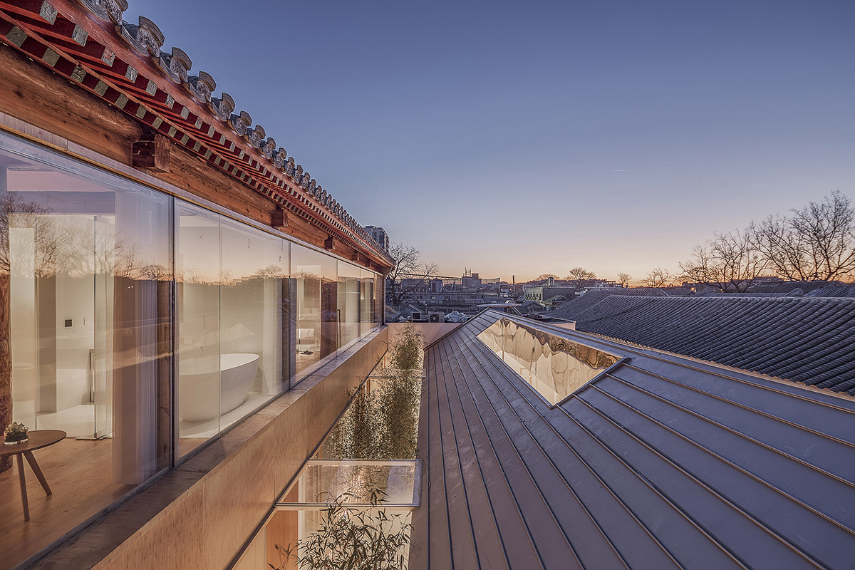 Archstudio converts Hutong's traditional commercial block into residences by 