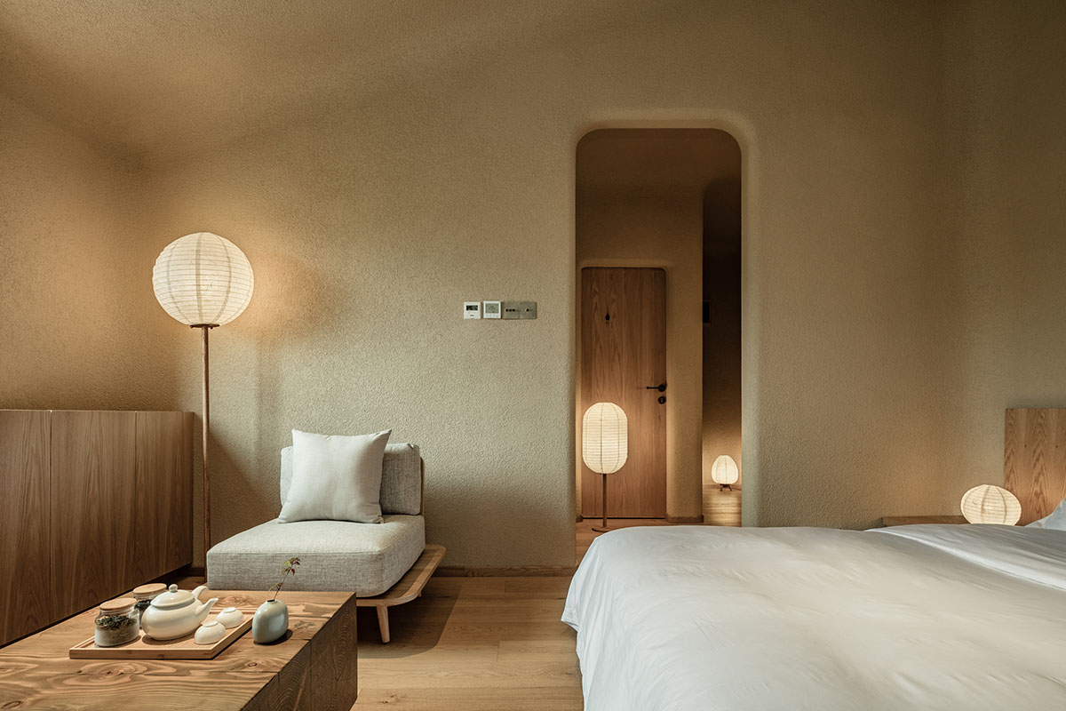 kooo architects built retreat village by using local materials on hills of Zhejiang