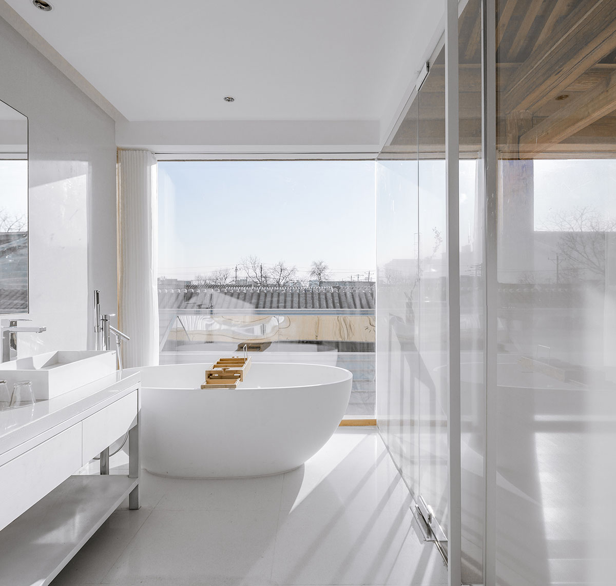 Archstudio converts Hutong's traditional commercial block into residences by 