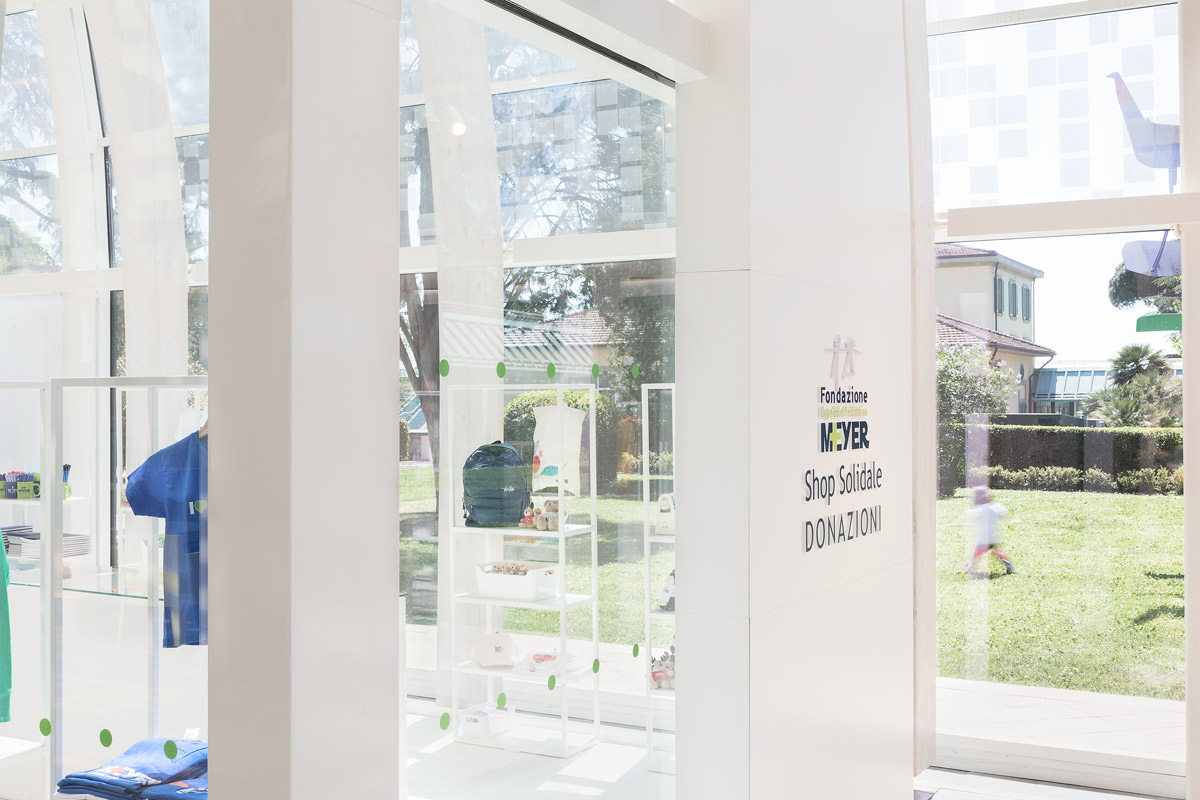 Margine created a tree-like pavilion for Meyer Pediatric Hospital Foundation in Florence