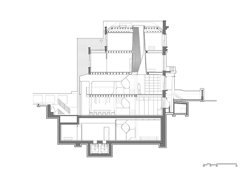 FLOW Architecture carves out old Victorian house in London and brings light with fluid interventions