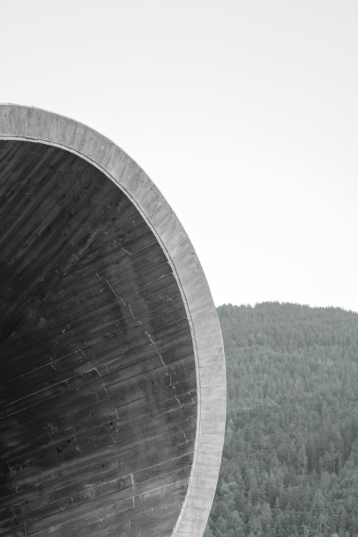 MoDusArchitects adds sculptural entry portals to the Bressanone-Varna Ring Road in Italy