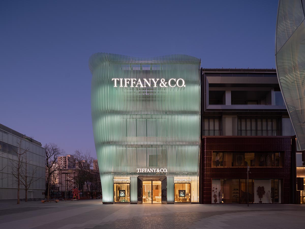 MVRDV wraps Tiffany flagship store with glass fins that make up fluid curves in Beijing