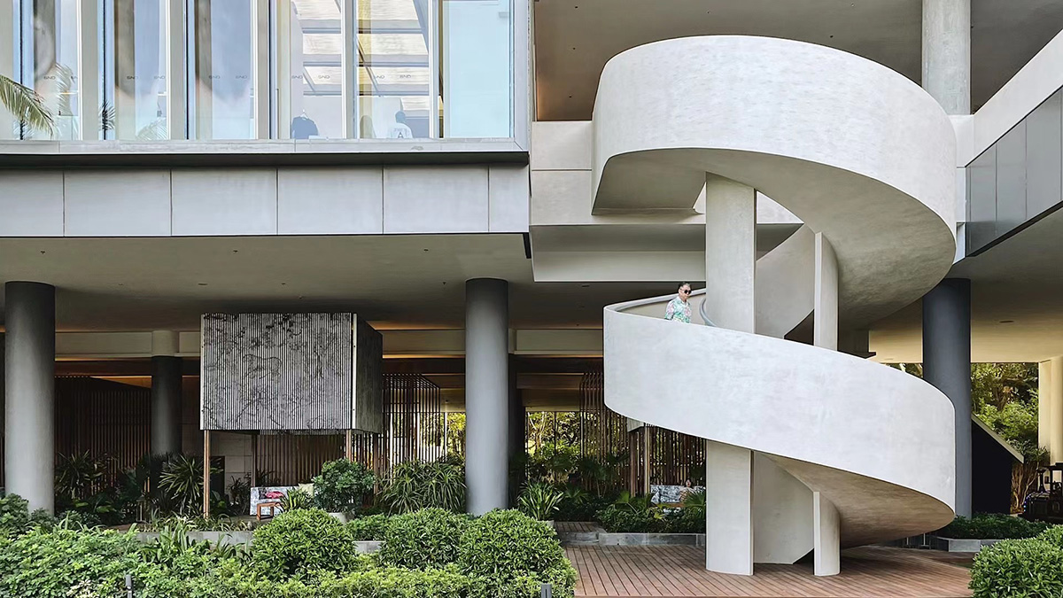 Various Associates creates a spatial experience of moving in waves for SND Sanya store in China