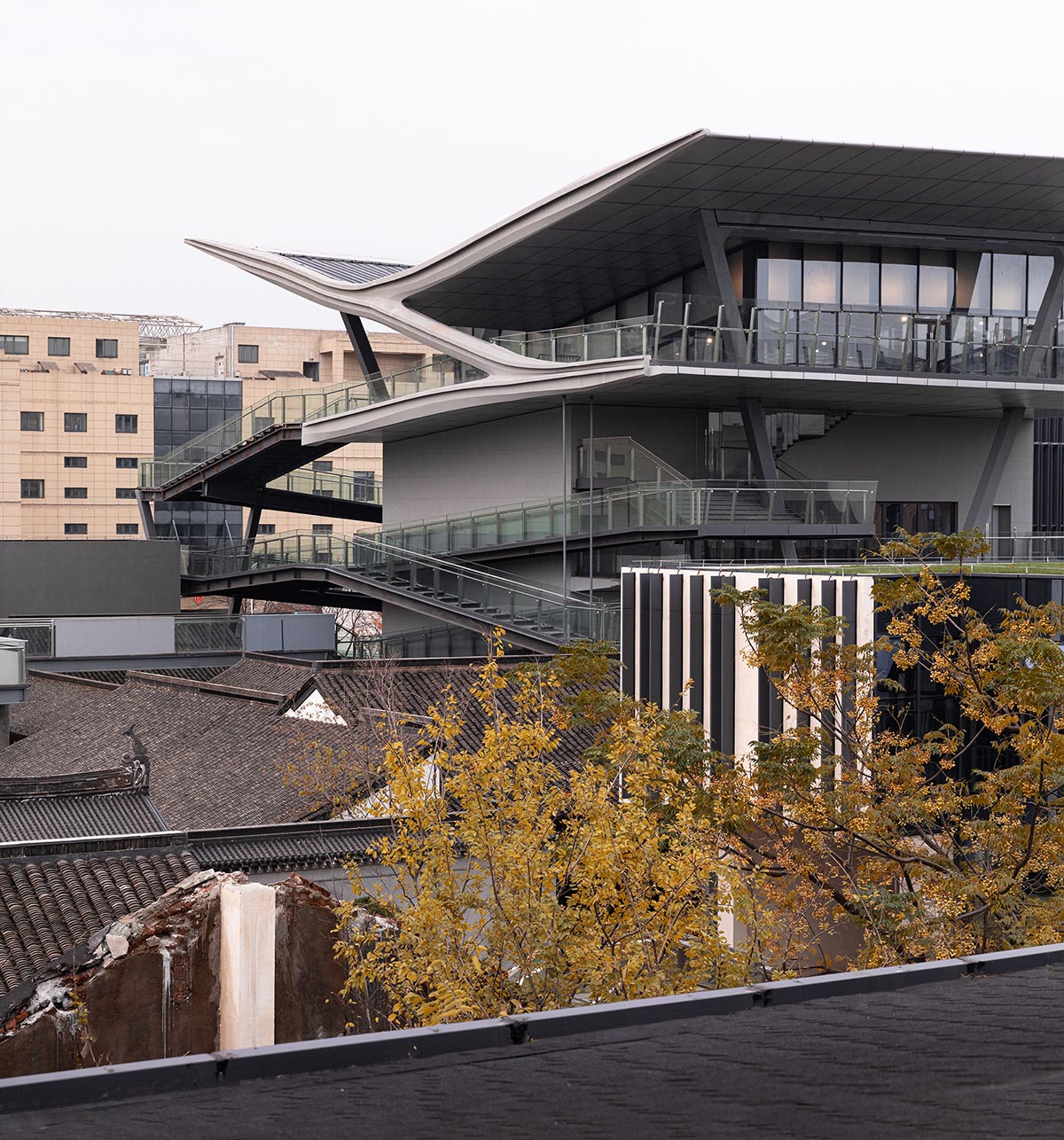 SpActrum completes cultural building with floating terraces and skywalks in Zhejiang, China 