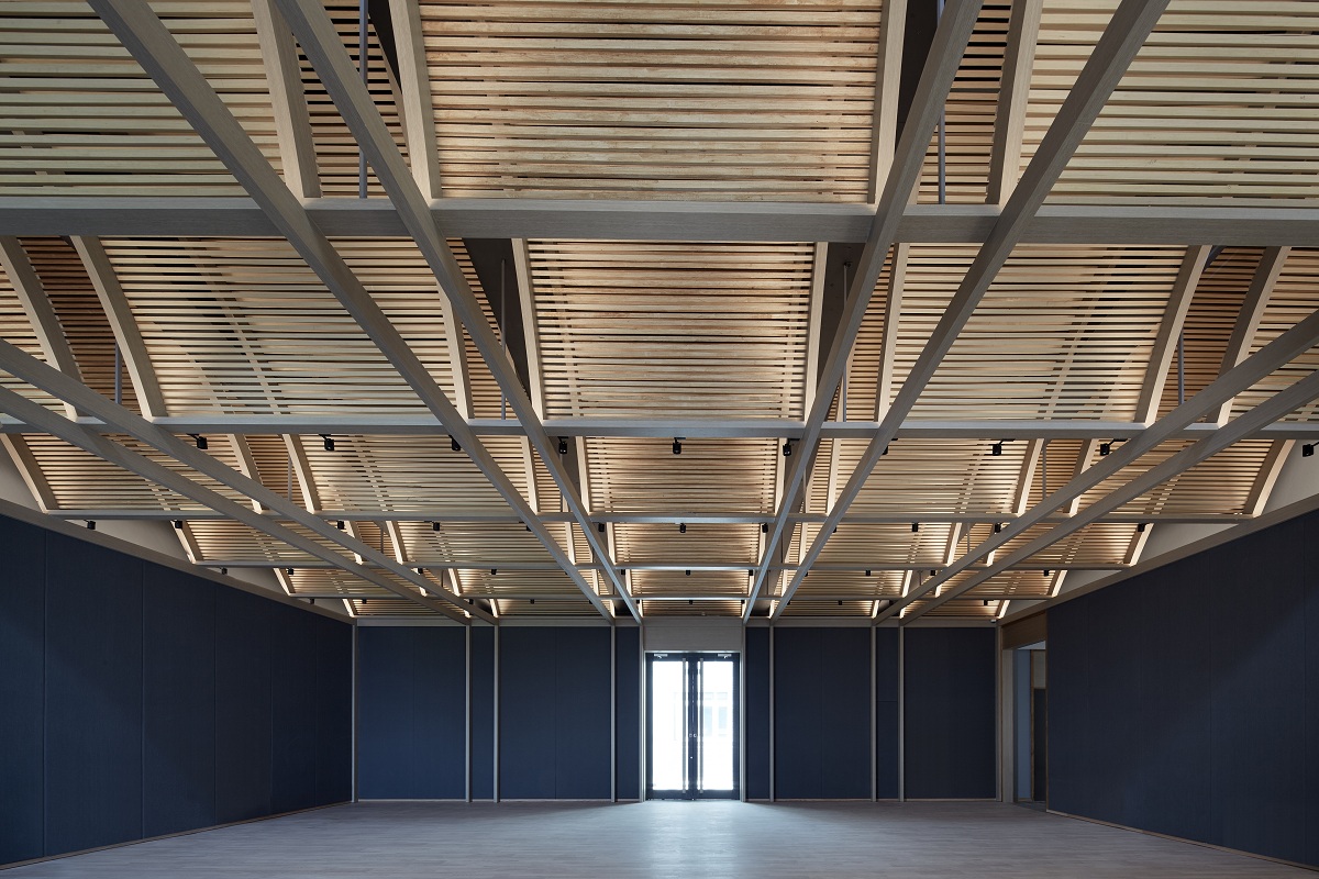 Fenghemuchen designed a club that expresses Beijing dwellers’ desire of a simple and slow lifestyle