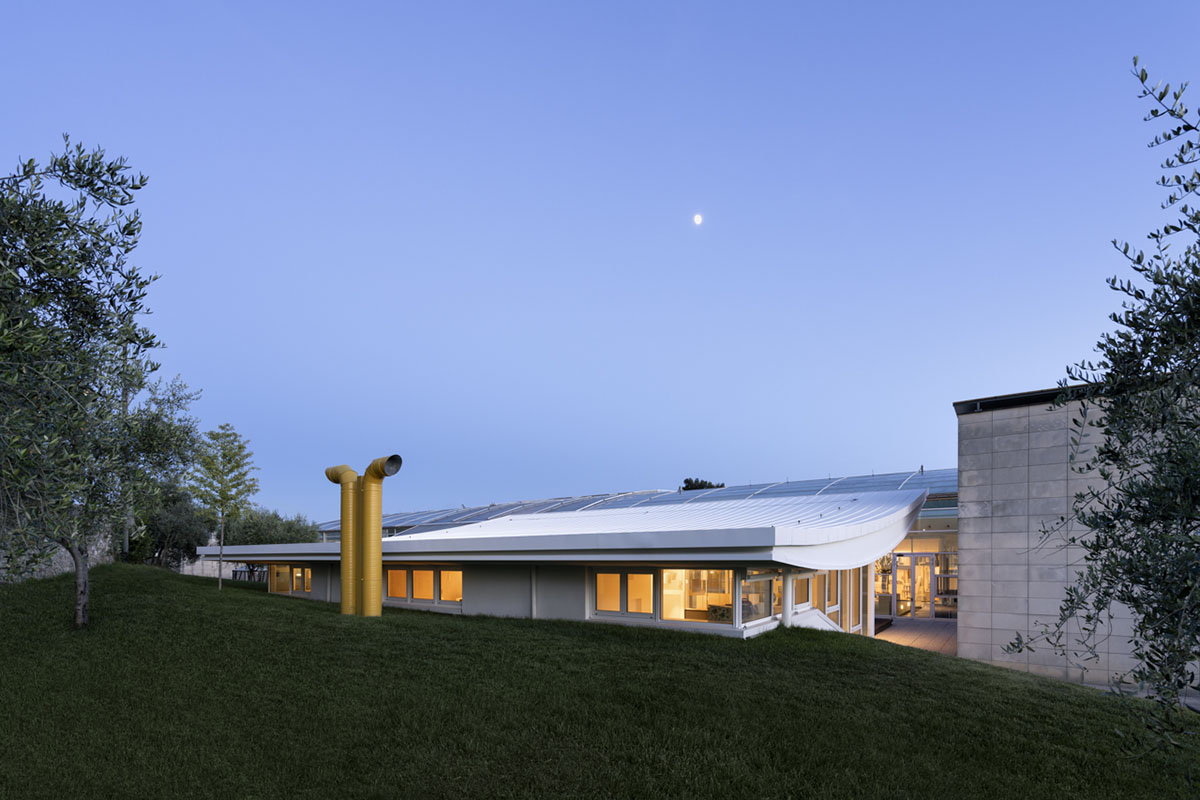Alvisi Kirimoto imagines an educational center like