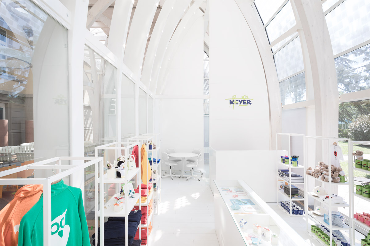 Margine created a tree-like pavilion for Meyer Pediatric Hospital Foundation in Florence