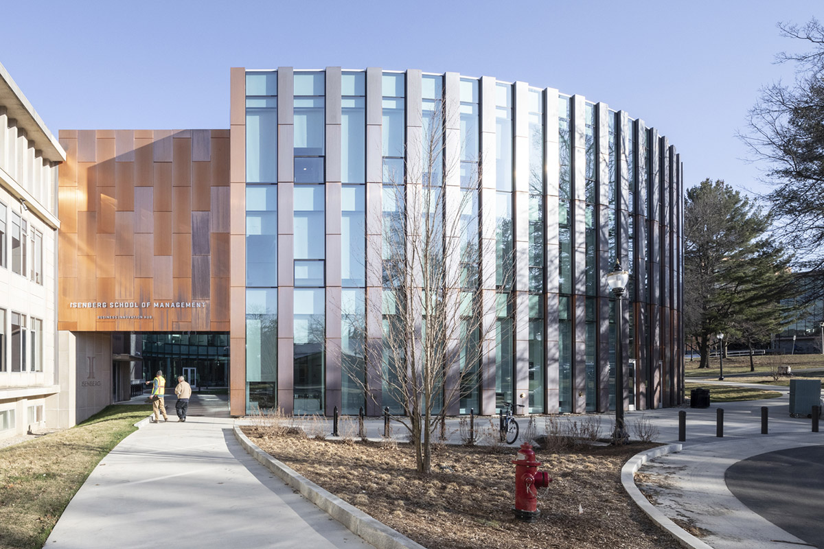 BIG creates entrance with accordion-like pillars for Business Innovation Hub at Massachusetts