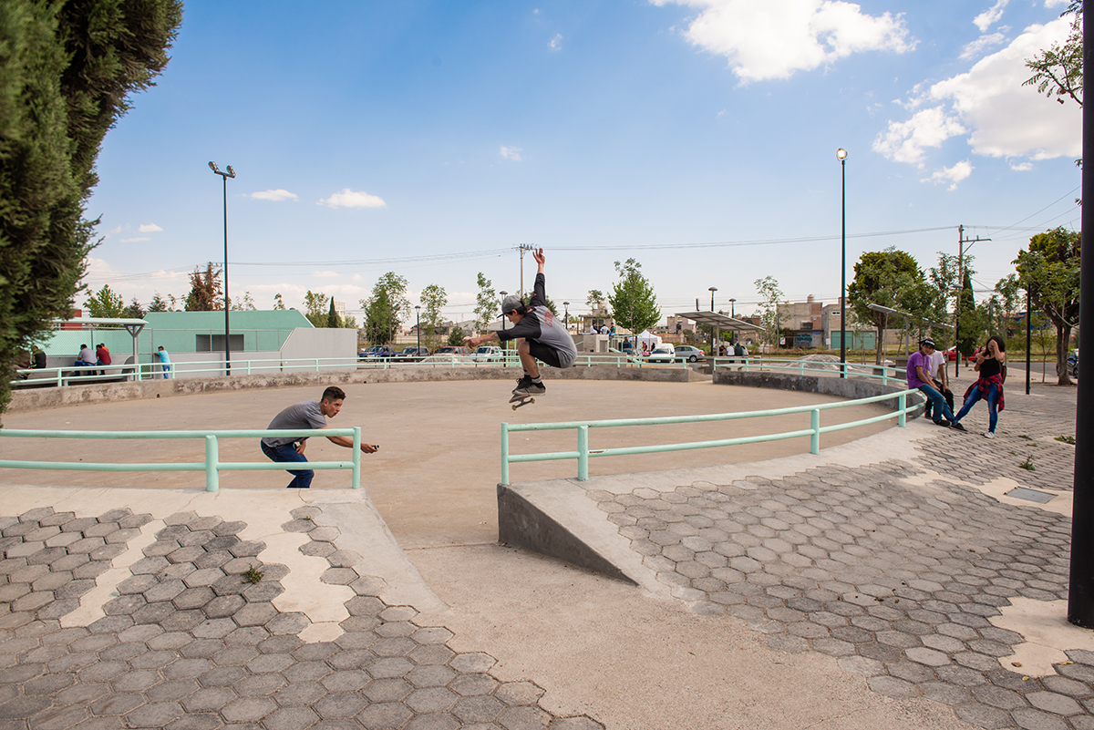 Francisco Pardo Arquitecto revitalizes Mexico's neglected suburban neighbourhoods with urban parks