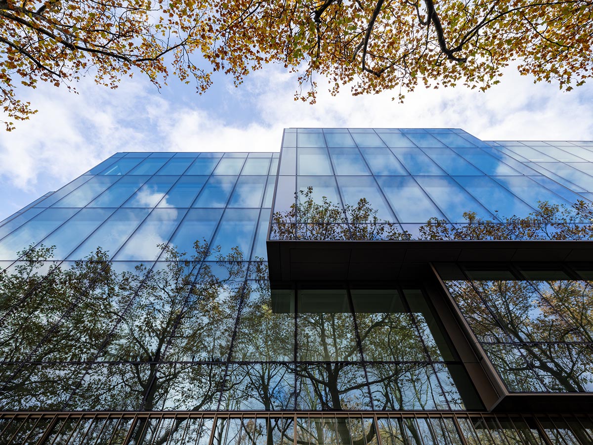 OMA completes Apollolaan 171 office complex that references to 