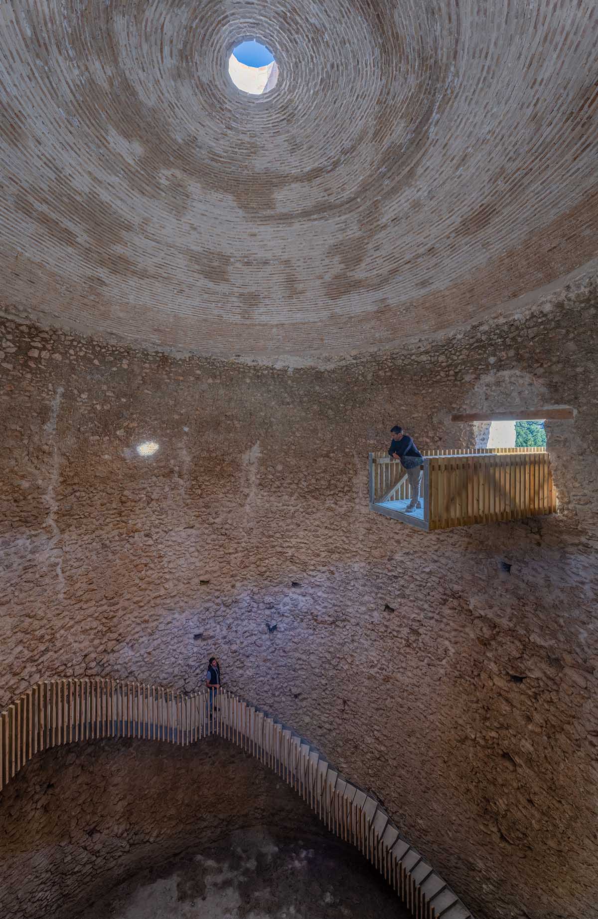 Ecoproyecta restores two snow wells to its original state in Sierra Espuña