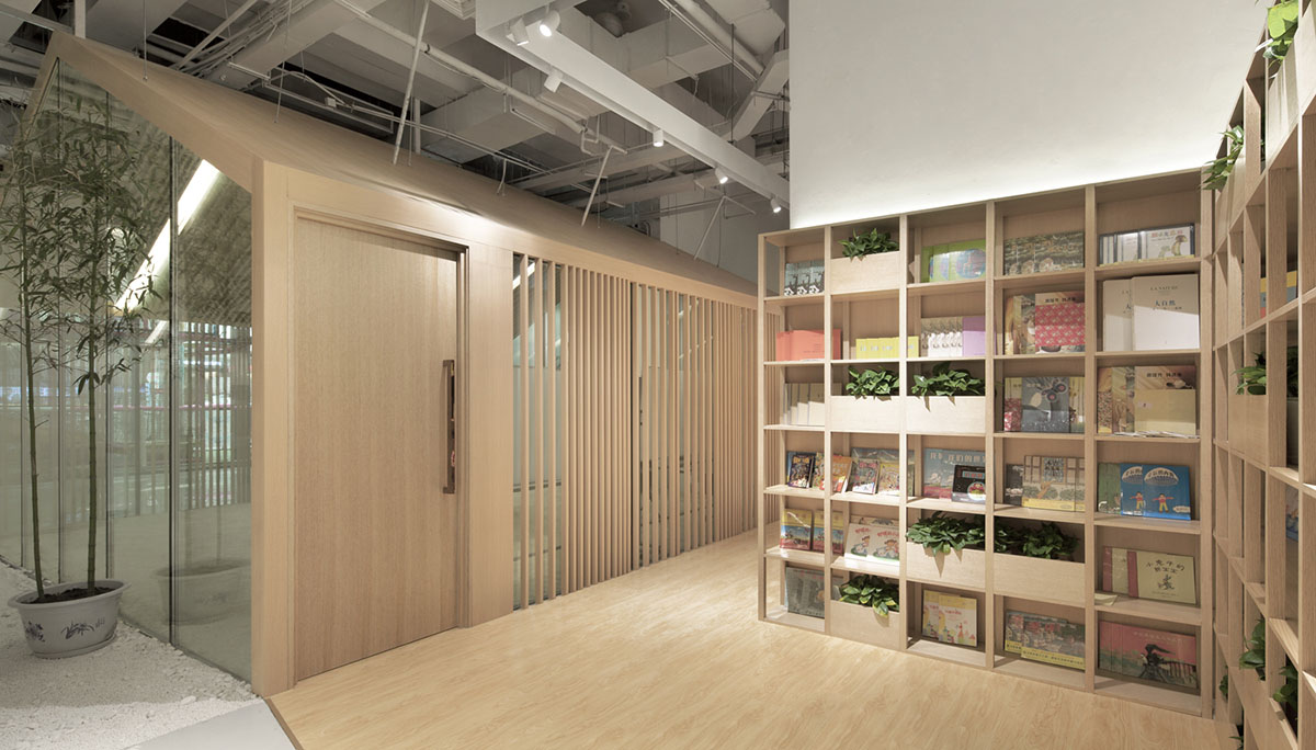 ARCHSTUDIO&rsquo;s new Children Education Institution features bamboo strips and white library wall