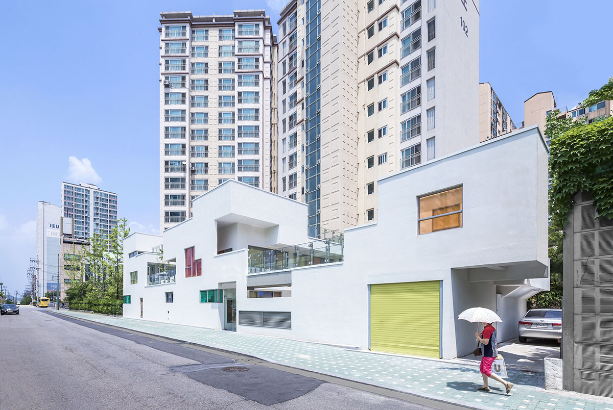 IROJE KHM Architects completed tetris-looking Nursery in South Korea