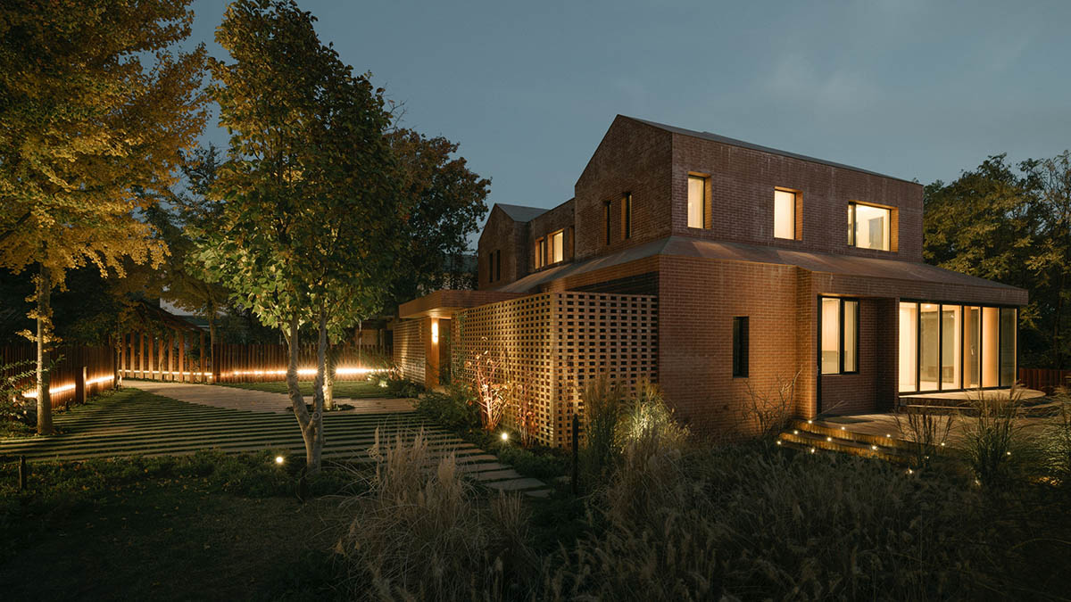 KiKi ARCHi completes Anna Garden Residences with red brick in Beijing
