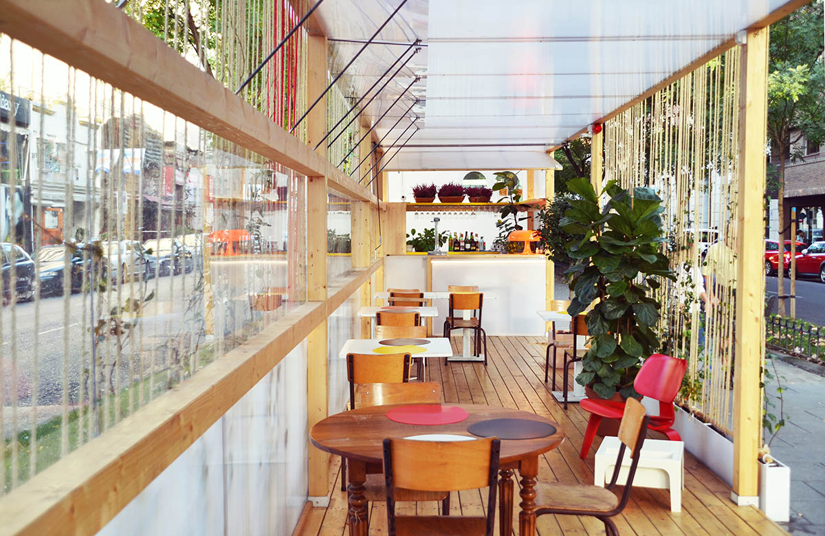 delaVegaCanolasso completes moveable urban pavilion with striped-facade in Madrid