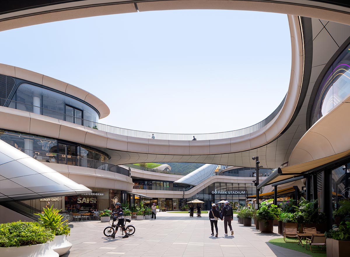 Zaha Hadid Architects completes a new community sports and leisure hub in Hong Kong