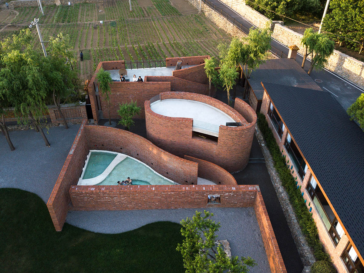 llLab.'s Brickyard Retreat Renovation references to the region's local craft history in Beijing