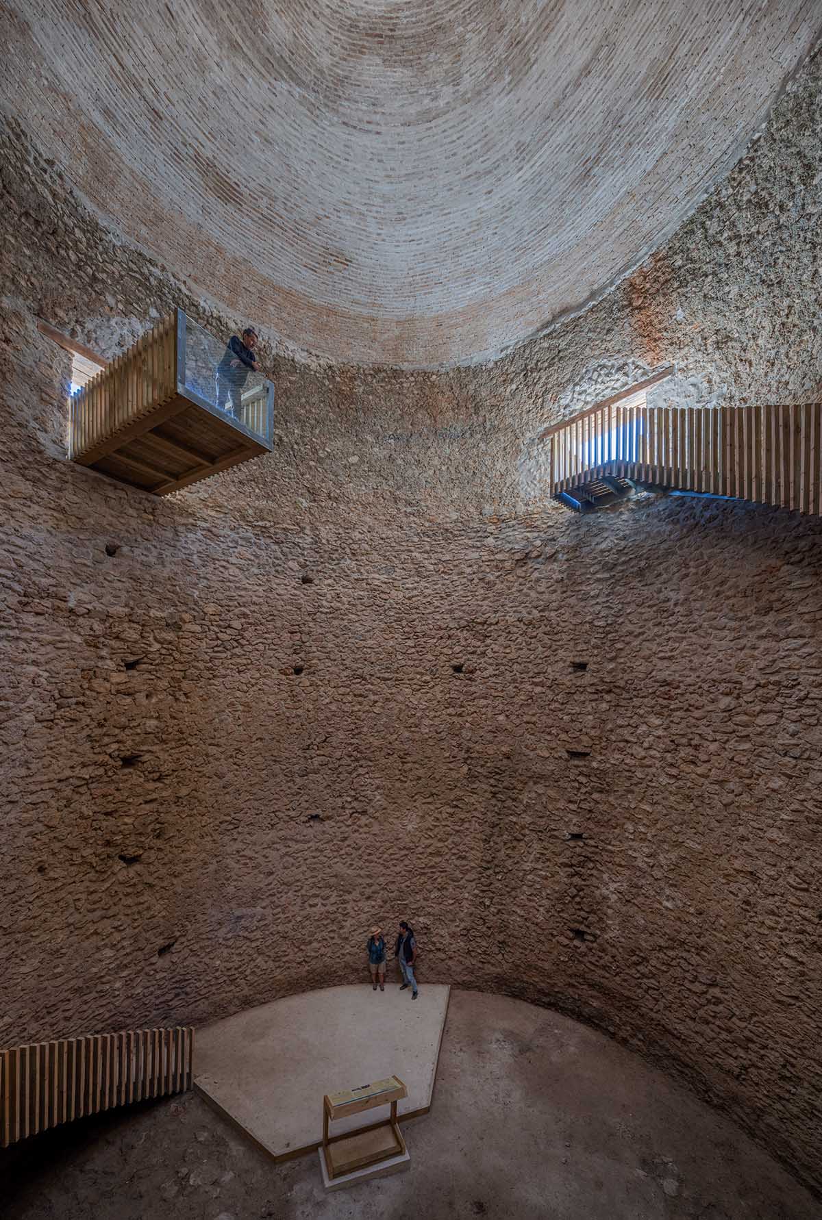 Ecoproyecta restores two snow wells to its original state in Sierra Espuña