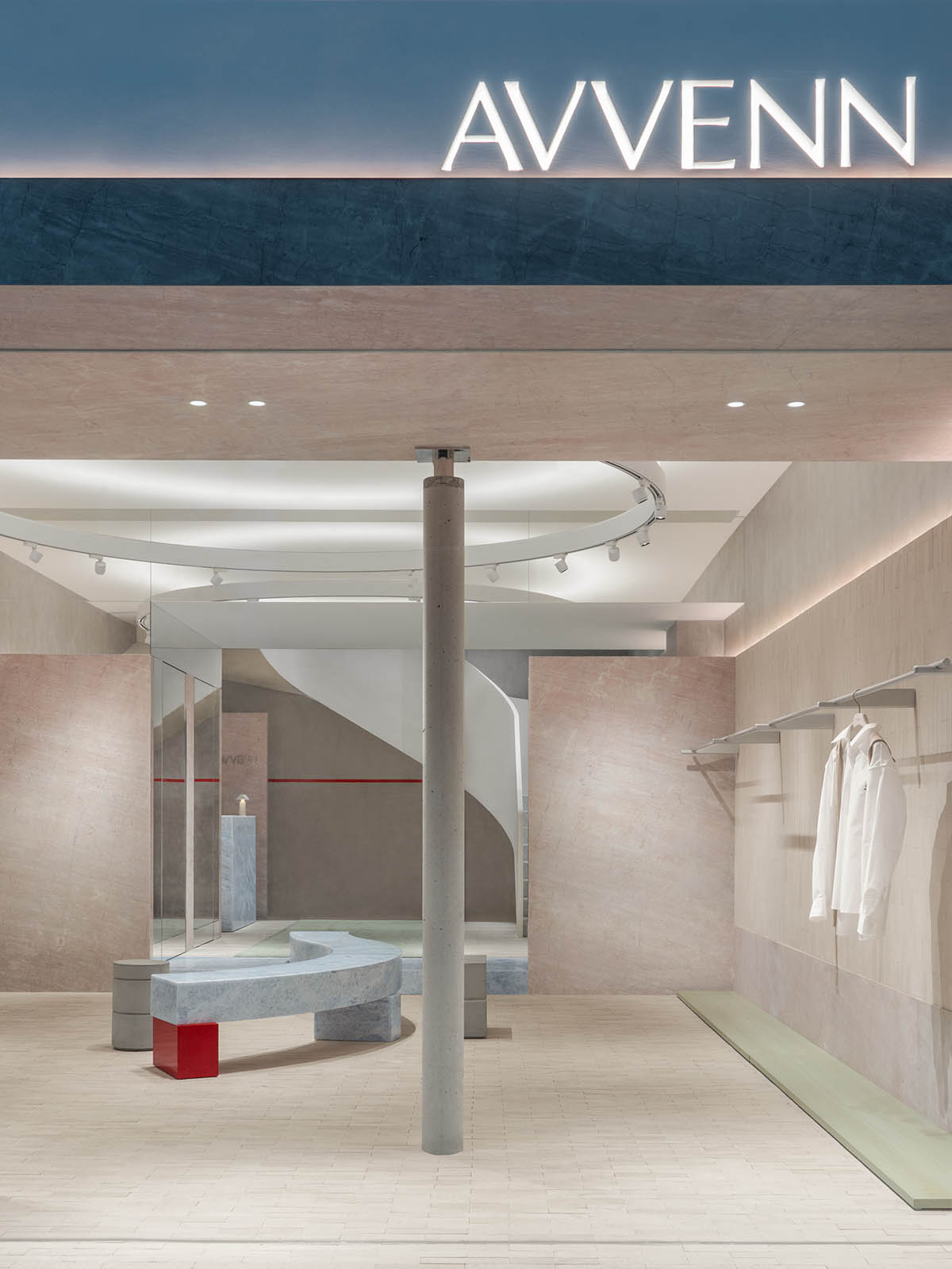 Shanghai store by Sò Studio unfolds surprises through the richness of materials, colors and props 