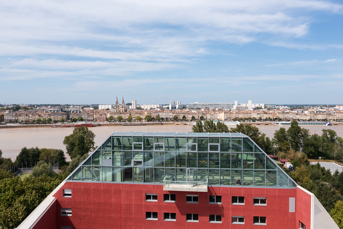 MVRDV completes Ilot Queyries residential complex in Bordeaux