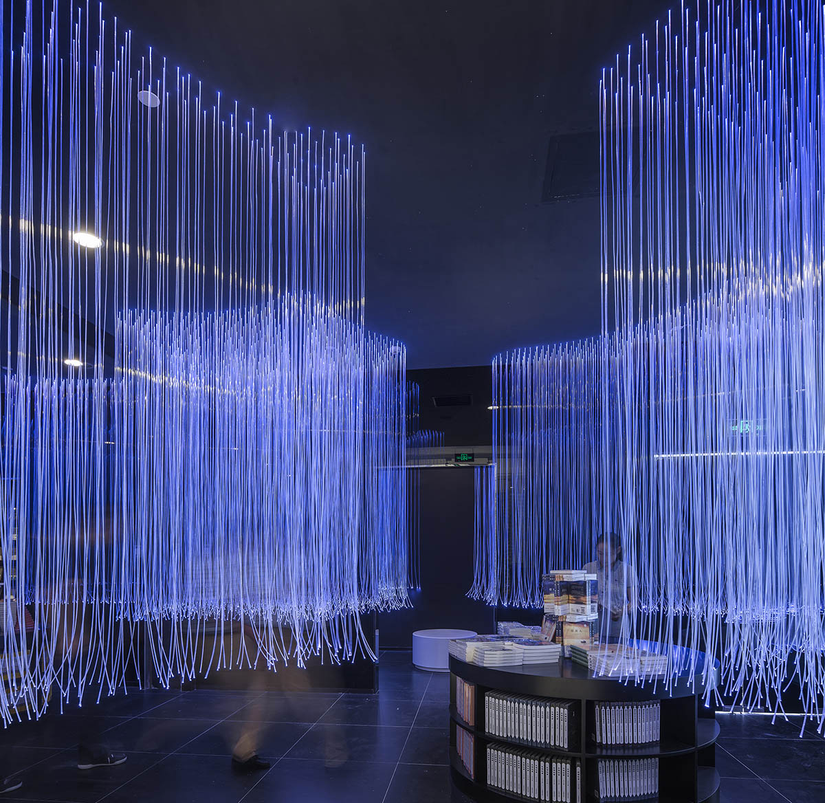 Wutopia Lab completes Zhongshu Bookstore in China with undulating metal panels