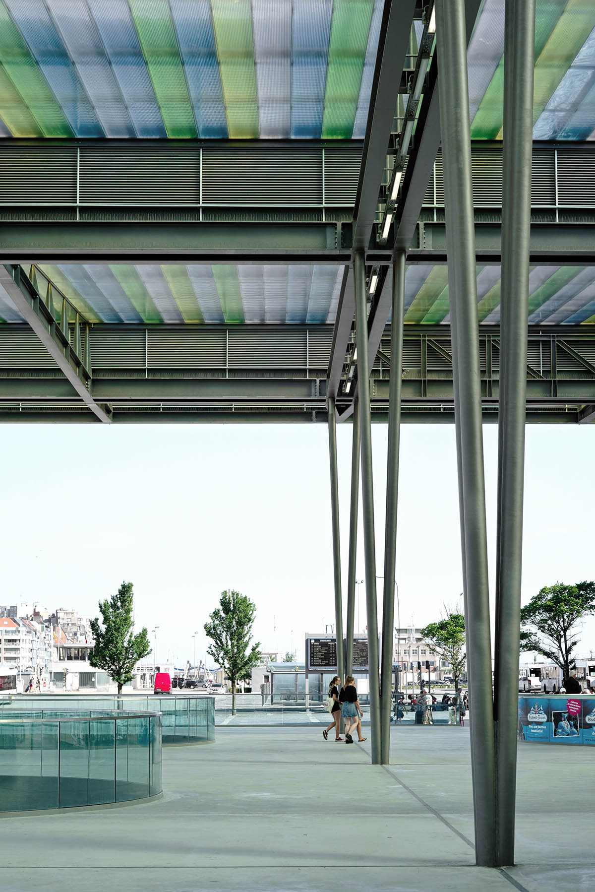 Dietmar Feichtinger Architectes creates large green canopy for Oostende station in Belgium