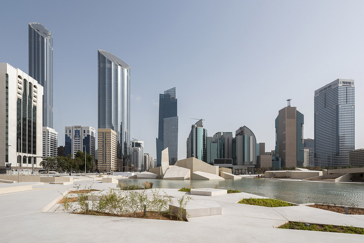 CEBRA designs prayer hall and cultural facilities within irregular forms of cracks in Abu Dhabi 