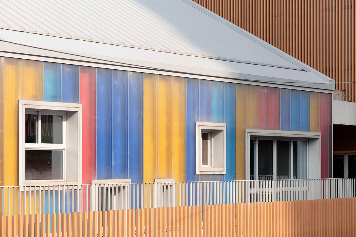 Init Design Office creates a village-like paradise for children in Chongqing, China