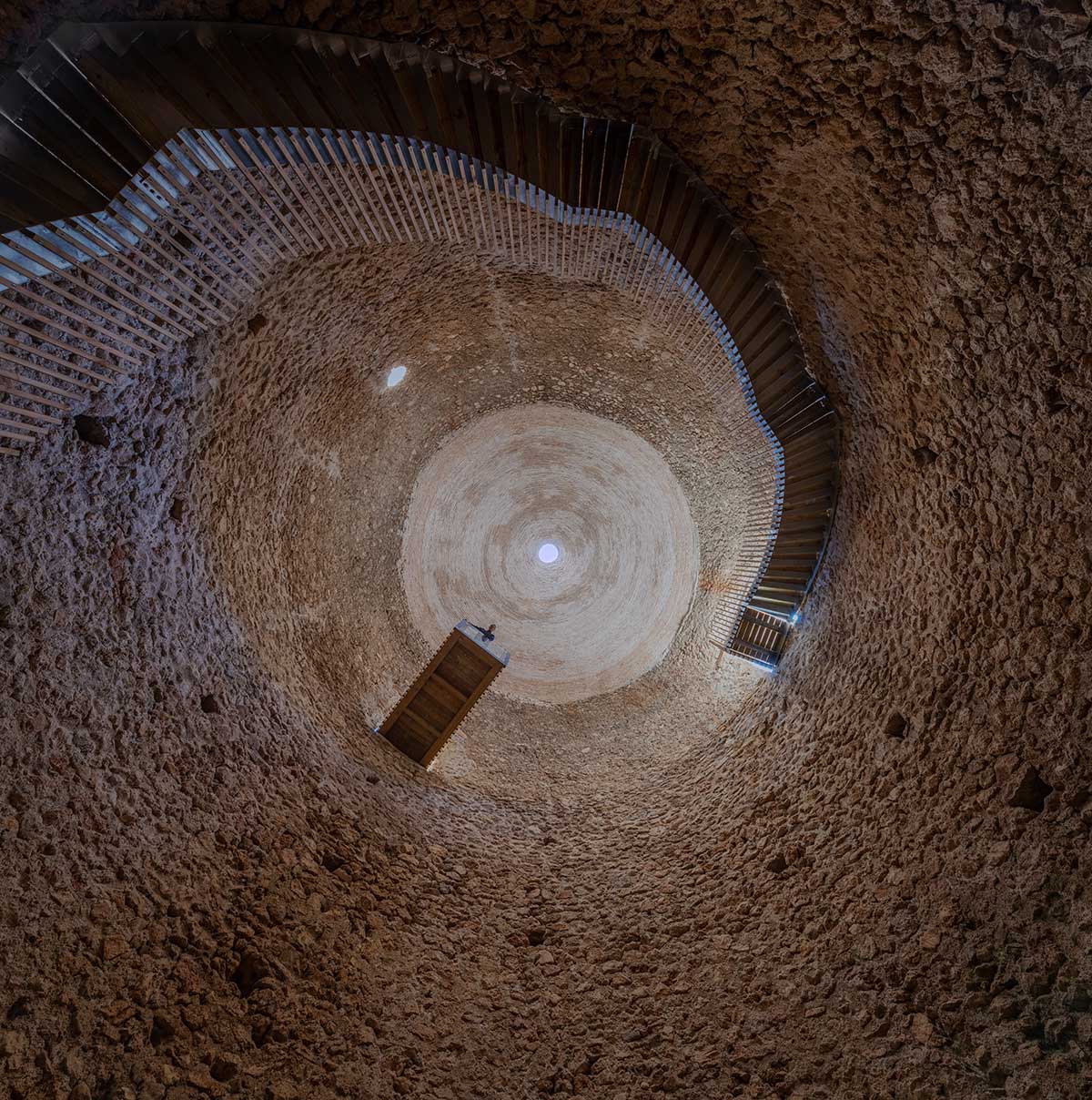 Ecoproyecta restores two snow wells to its original state in Sierra Espuña