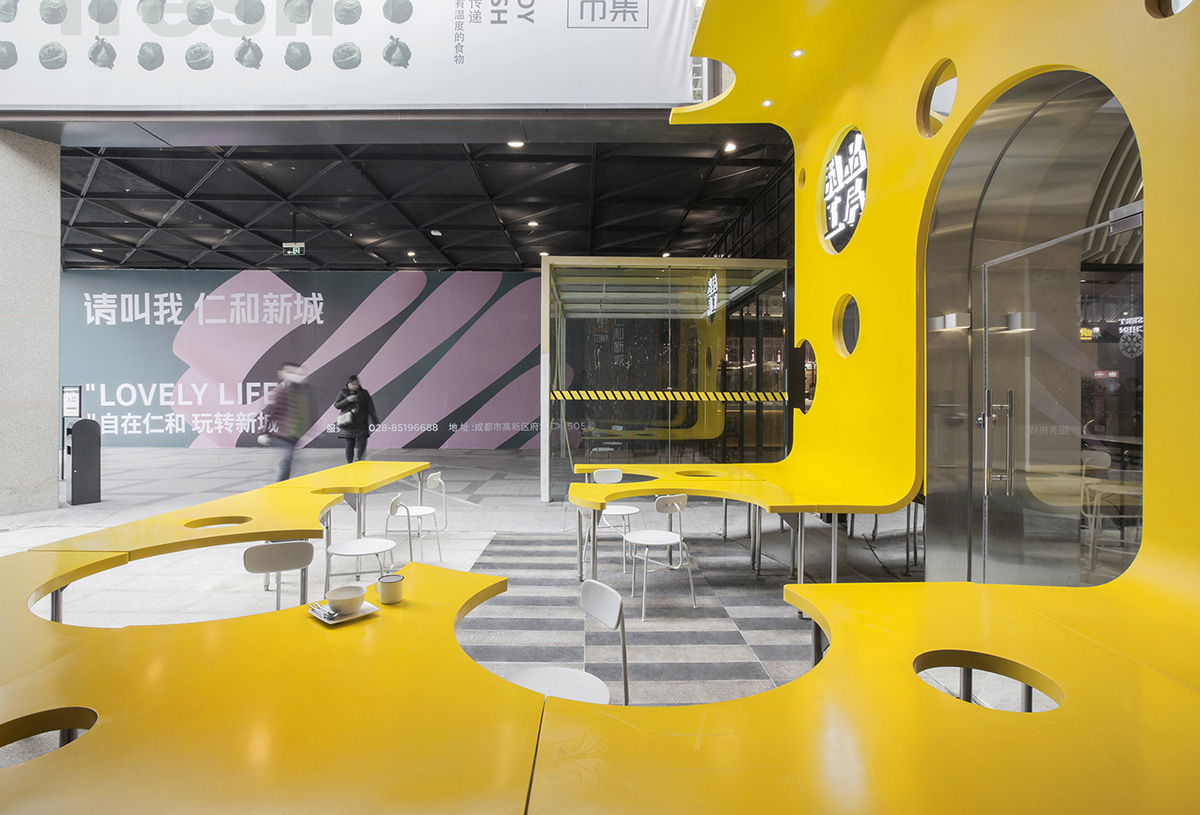 Towodesign creates a cheese-like dessert shop in China