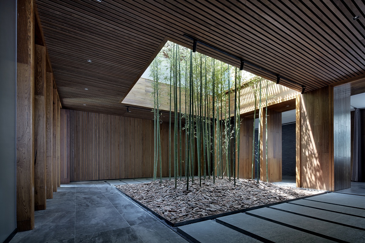 Fenghemuchen designed a club that expresses Beijing dwellers’ desire of a simple and slow lifestyle