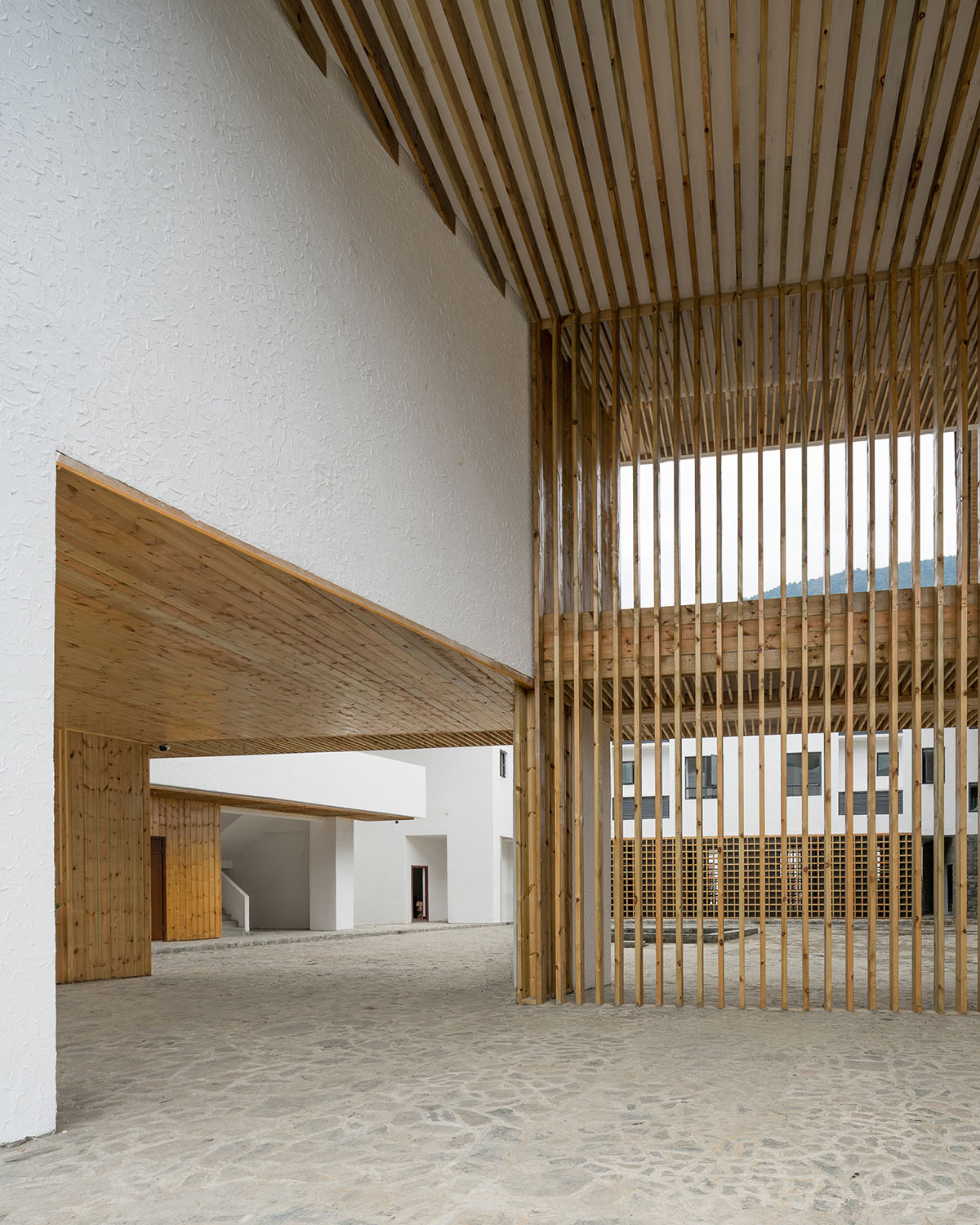 EID Architecture completes Medog Meteorological Center in Nyingchi prefecture of Tibet