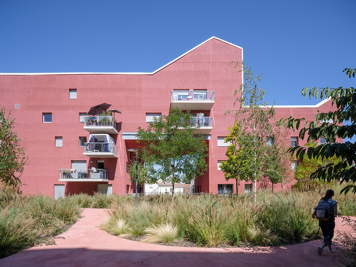 MVRDV completes Ilot Queyries residential complex in Bordeaux