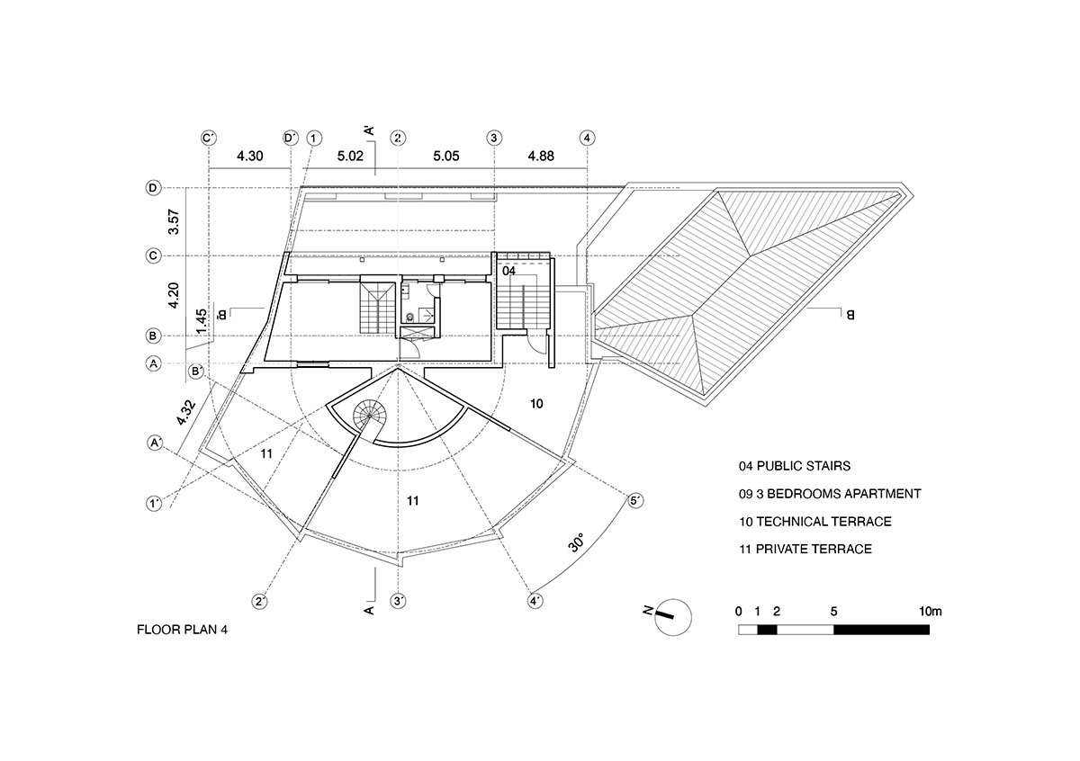 Semi-circular housing block features golden, lightweight and moveable elements in Leiria